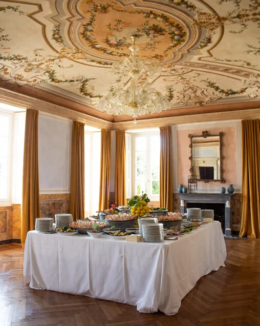 luxury_banquet_hall