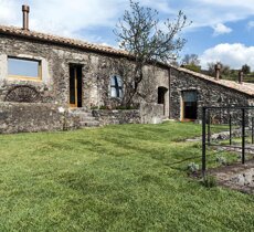 pekstudio-monaci-delle-terre-nere%20(9).jpeg