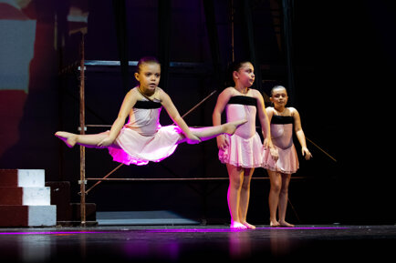 f1b517d46b8413e26e01e9d9f829e60c2f14ad5e