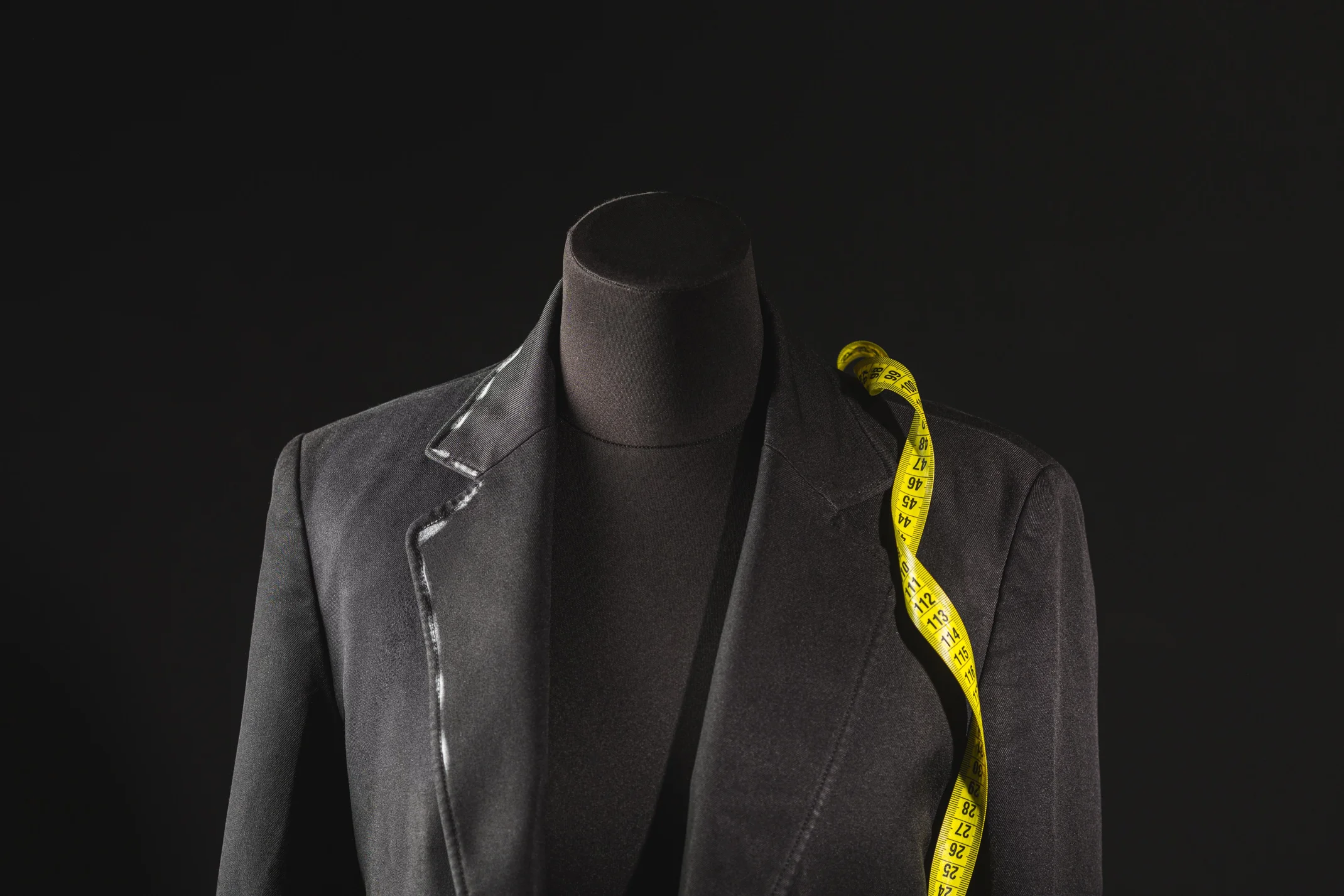 front-view-dress-form-with-measuring-tape front-view-dress-form-with-measuring-tape
