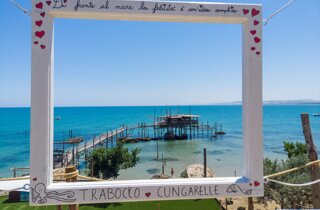 hotel.jpeg hotel.jpeg