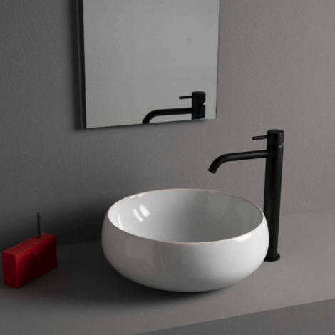 9.%20made%20collection%20lavabo%20ovale%20ocra%20lucido