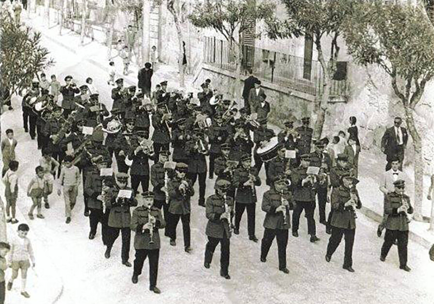 foto storica corpo bandistico città di ispica.jpeg