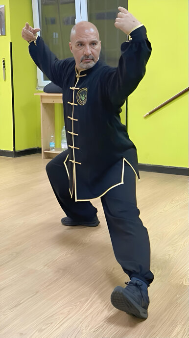 ;maestro parapetti.jpeg ;maestro parapetti.jpeg