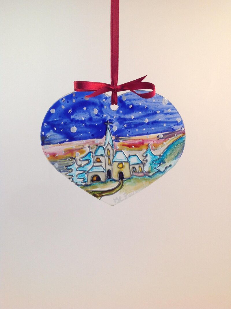 vetro-decorato-forma-cuore-paese-neve