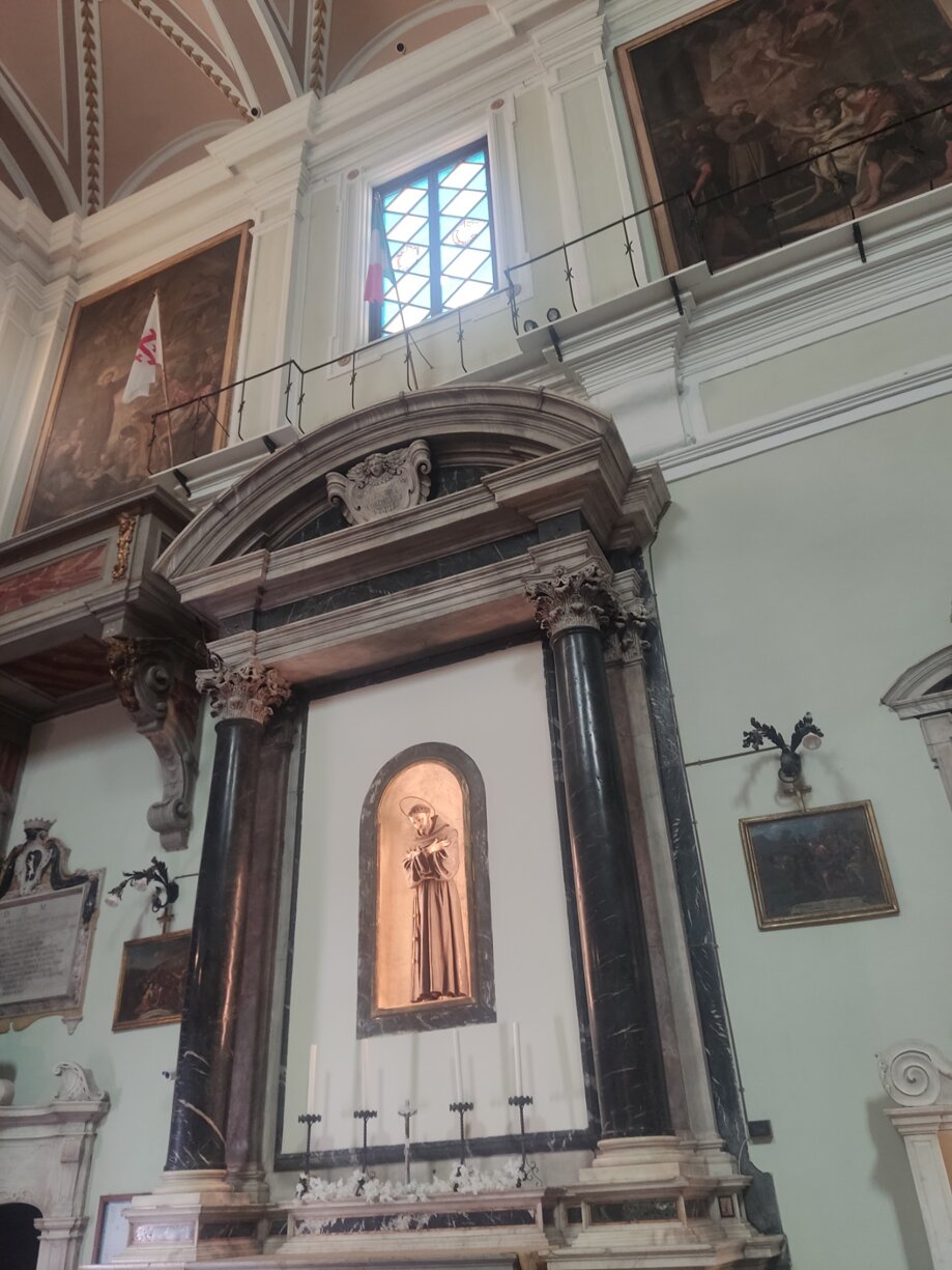 altare dei cordigeri.jpeg