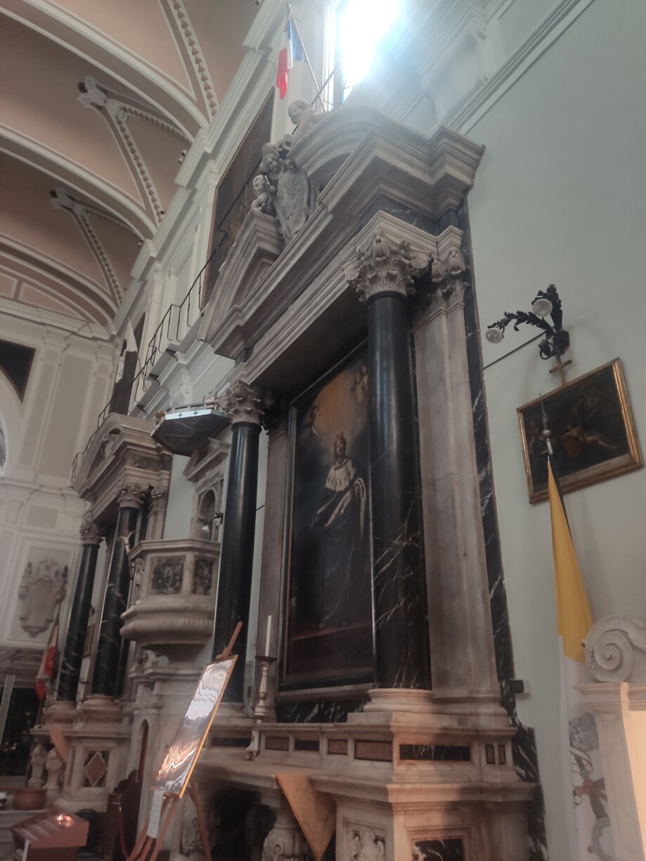 altare francese 2.jpeg altare francese 2.jpeg
