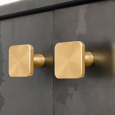 maniglia%20mezzaluna%20in%20ottone.jpeg