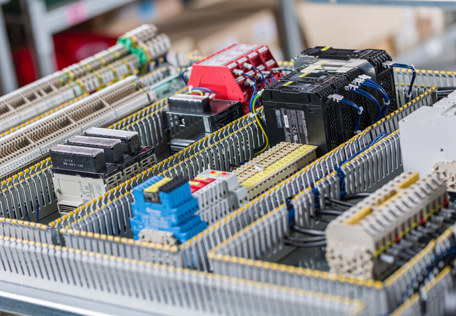 quadro-elettrico-industriale-cablotech.jpeg