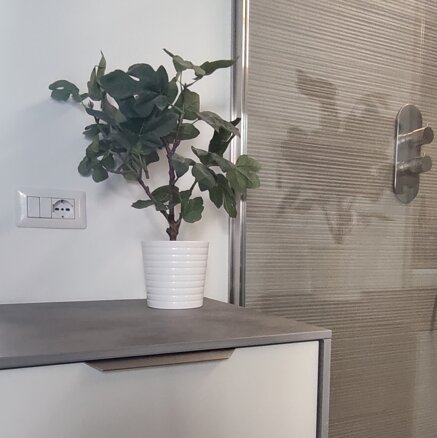 90ea9f6a15576f0a56bd6c774afe007b4b011825