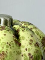 jade-speckle-zucca-decorativa-artigianale-in-ceramica-verde-maculato jade-speckle-zucca-decorativa-artigianale-in-ceramica-verde-maculato