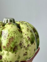 jade-speckle-zucca-decorativa-artigianale-in-ceramica-verde-maculato jade-speckle-zucca-decorativa-artigianale-in-ceramica-verde-maculato