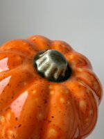 autumn-blush-zucca-decorativa-artigianale-in-ceramica-bicolore-arancio-e-verde autumn-blush-zucca-decorativa-artigianale-in-ceramica-bicolore-arancio-e-verde