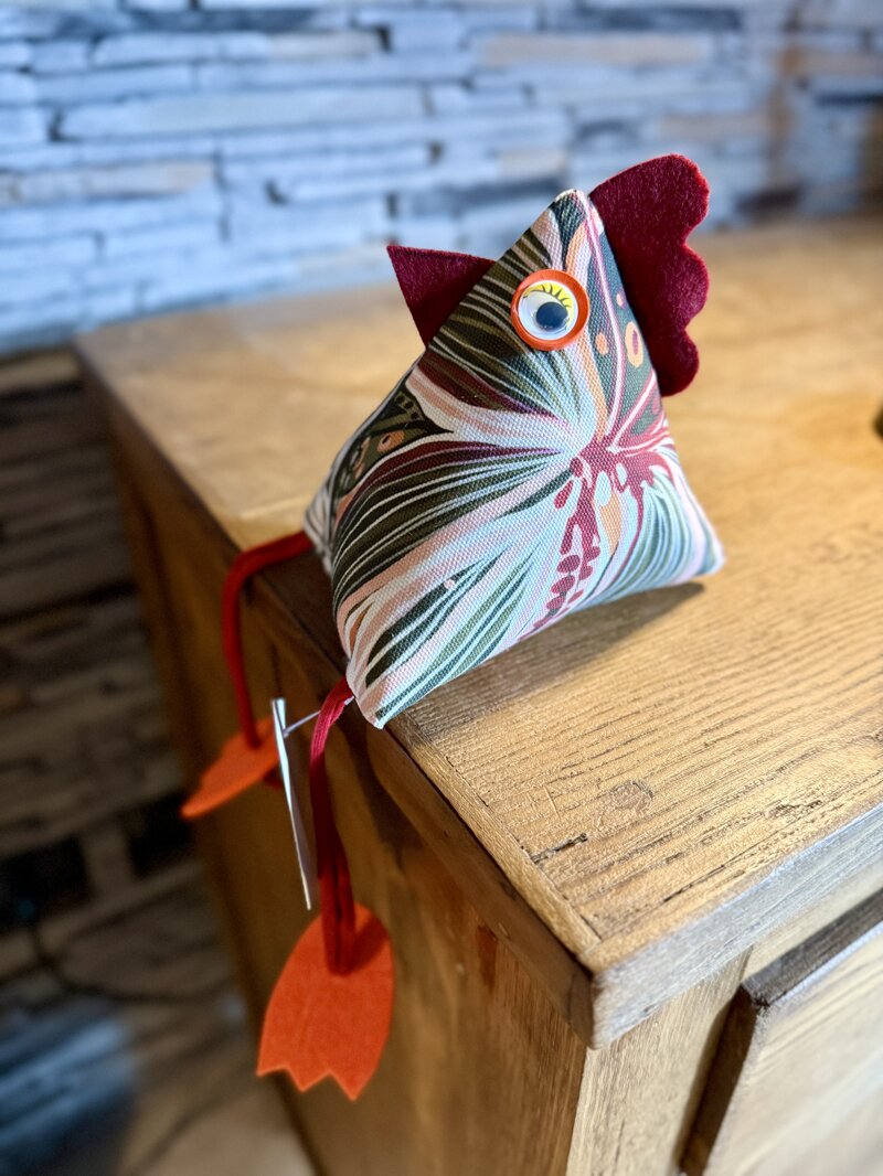 gallina-di-tessuto-artigianale-small
