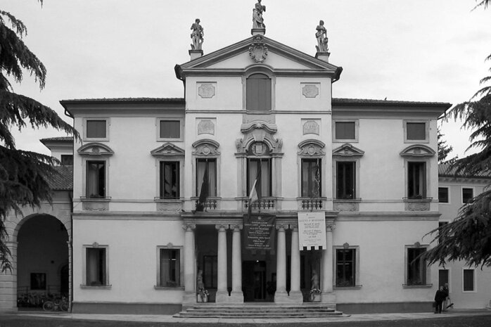 dueville - villa monza.jpeg