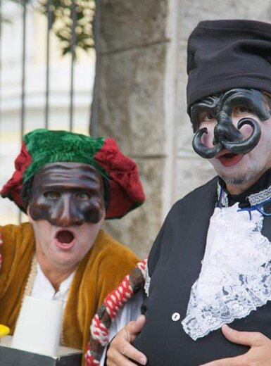 in%20piazza%20la%20commedia%20dell'arte%20impazza.jpeg in%20piazza%20la%20commedia%20dell'arte%20impazza.jpeg