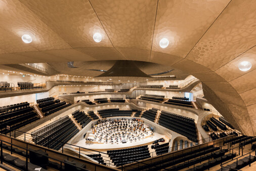 zumtobel-elbe-philharmonic-hall-hamburg-concert-hall-custom-luminaires_201701311446.jpeg