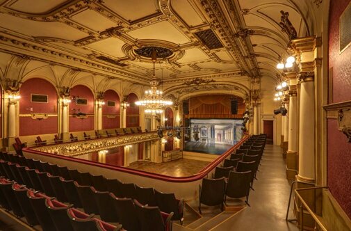 kulissenmontage-konzerthaus-800.jpeg