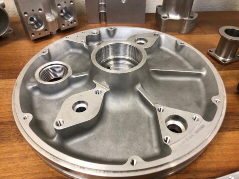 fondello ricavato da pieno (c27j).jpeg