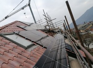 tetto%20velux%20pannelli%20solari.jpeg