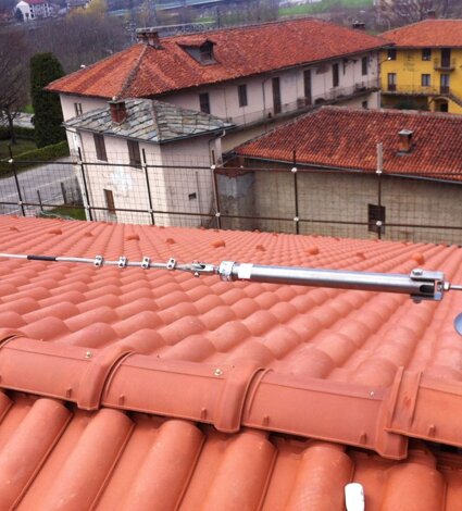 installazione%20linea%20vita%20+%20ripasso%20coppi%20con%20lavoro%20in%20trattenuta%20.jpeg