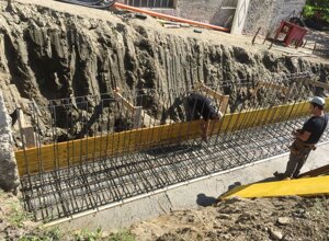 plastivo%20250%20muro%20interrato%20%20e%20drenaggio%20su%20piede%20di%20fondazione.jpeg