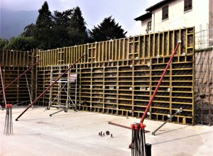 solaio%20casserato%20a%20vista%20con%20getto%20in%20cemento%20pieno.jpeg