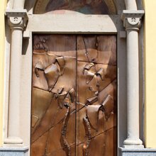 Porta laterale sinistra Chiesa SS. Redentore Cortenuova di Monticello LC