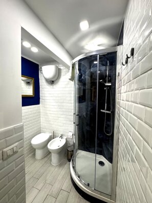 BAGNO CAMERA MATRIMONIALE