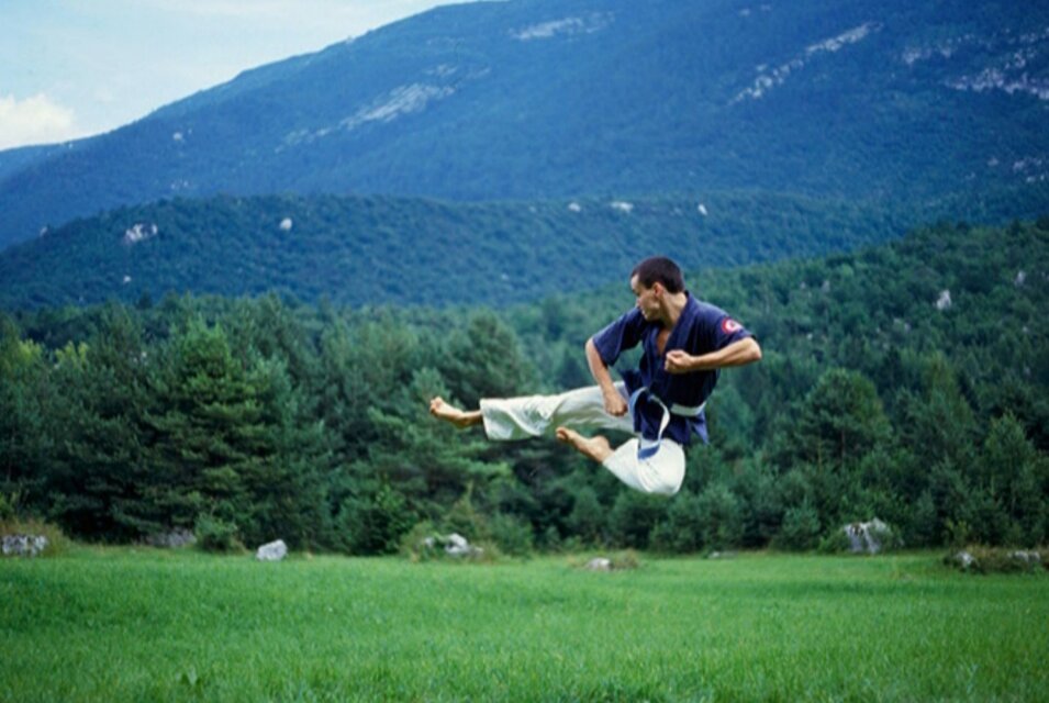 97822528104e3f71b72a973cf3403110610447ac