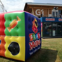 gonfiabili pubblicitari Gonfiabile promozionale a motore su misura
