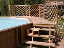 Scaletta per accesso piscina scaletta eseguita per facilitare l'accesso alla piscina