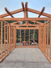 Struttura garage Struttura garage durante la sua realizzazione