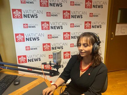 mari foto radio vaticana.jpeg mari foto radio vaticana.jpeg