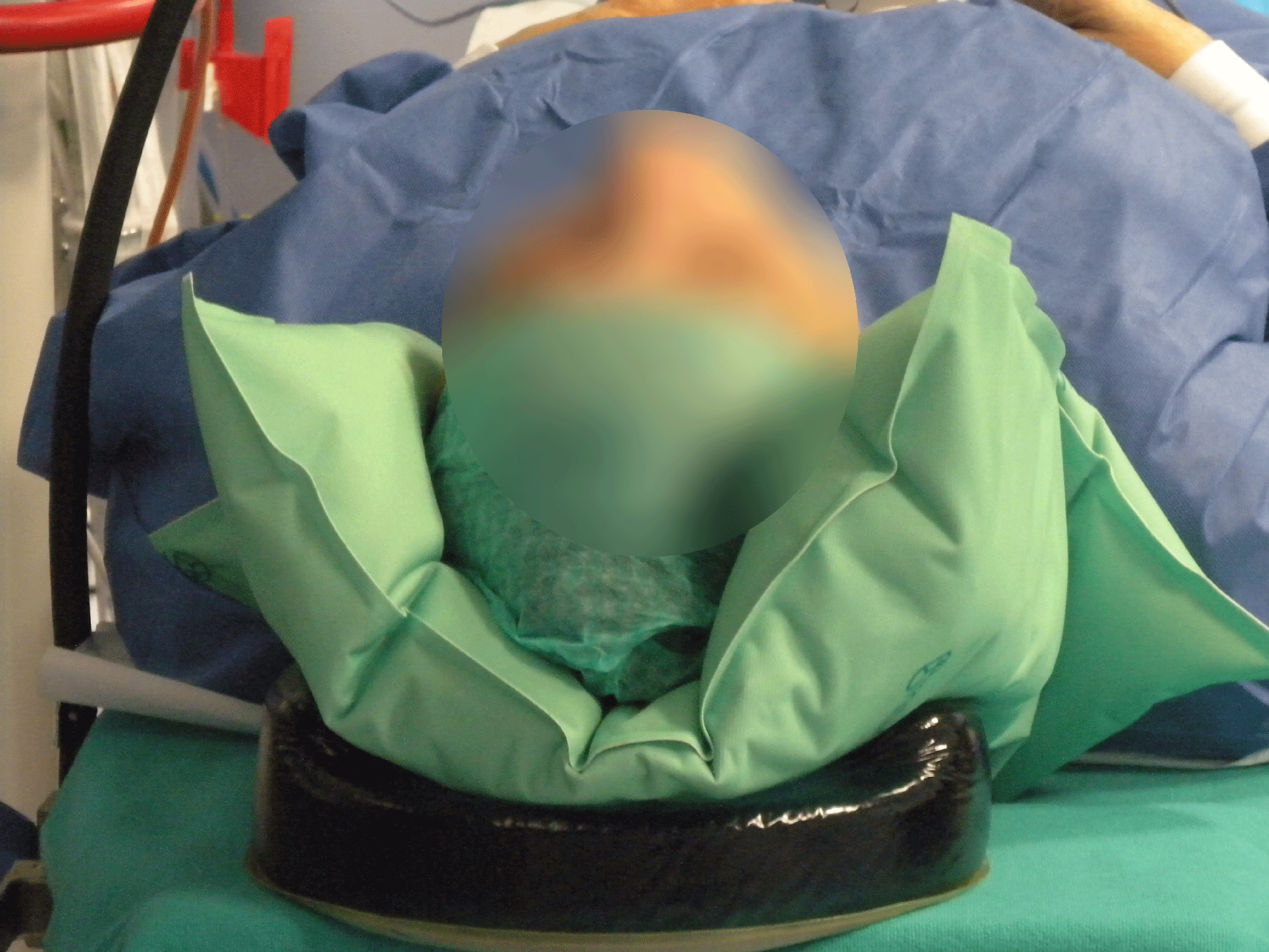 eyJlbiI6IlJpZ2lkIGFuZCBtZW1vcnkgZm9hbSBwb3NpdGlvbmluZyBhbmQgaW1tb2JpbGl6YXRpb24gQ3VzaGlvbi4gRHVyYWJsZSBTdXBwb3J0IFVsdGltYXRlIENvbWZvcnQgT3BodGFsbW9sb2d5In0=