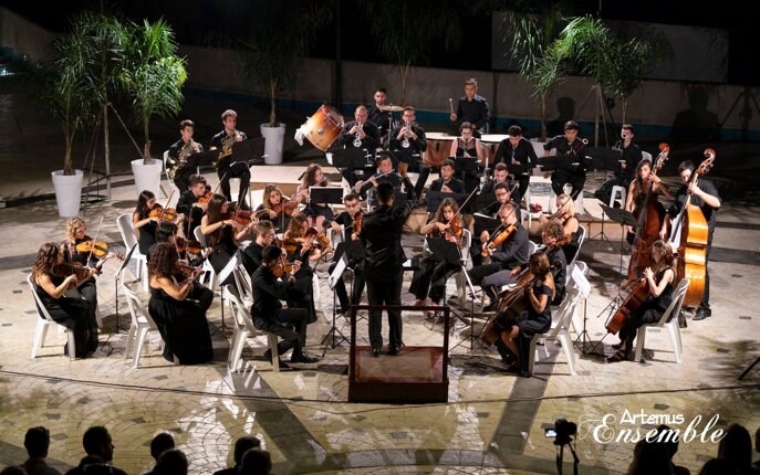 orchestra artemus (1).jpeg