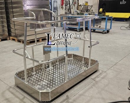 produzione cestelli in alluminio per piattaforme aeree