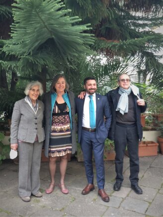 ad93b312672e17dcef31b33206c4e8ebb80dfd96