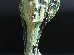Ceramica ossidi e smalti in diverse cotture. Anno 2008. cm.18x53x13