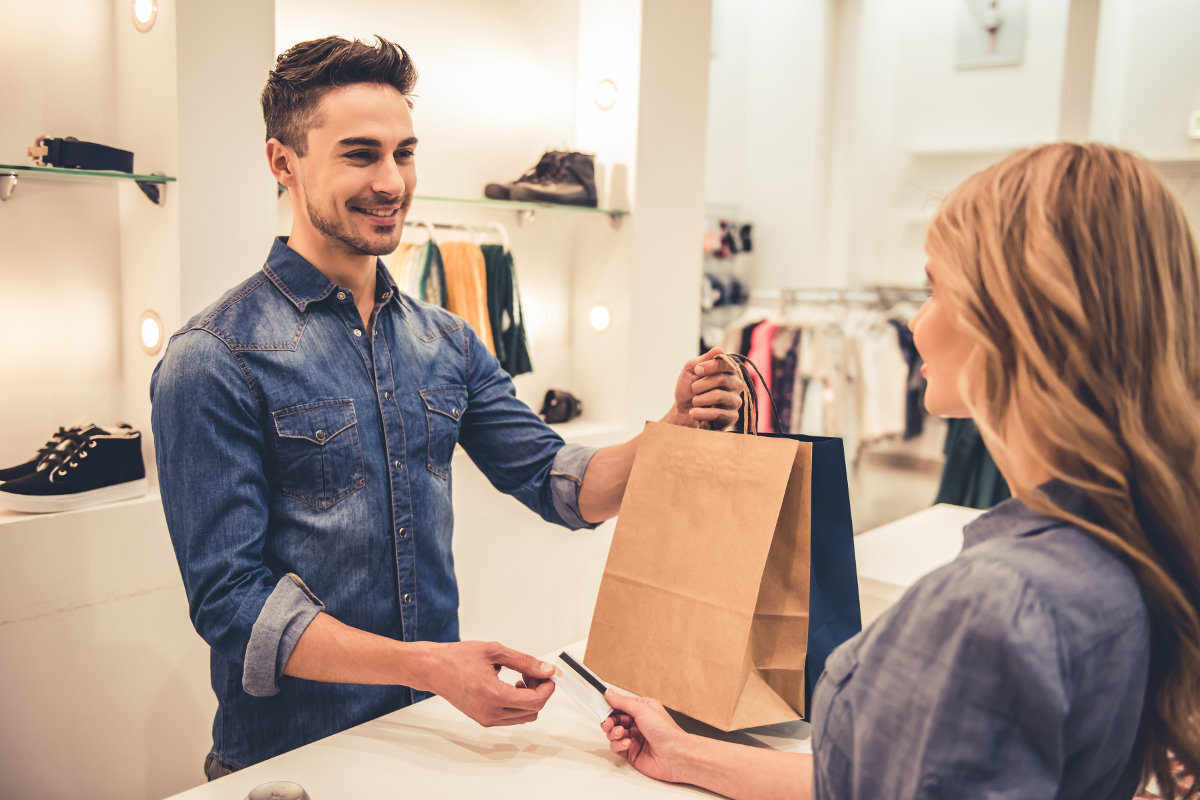 La formazione di chi ha contatto diretto con la clientela.