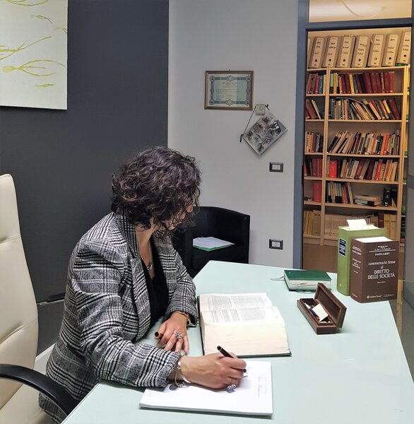 Avvocato Nazzi Serena AGI (Associazione Giuslavoristi Italiani) Avvocato Nazzi Serena AGI (Associazione Giuslavoristi Italiani)