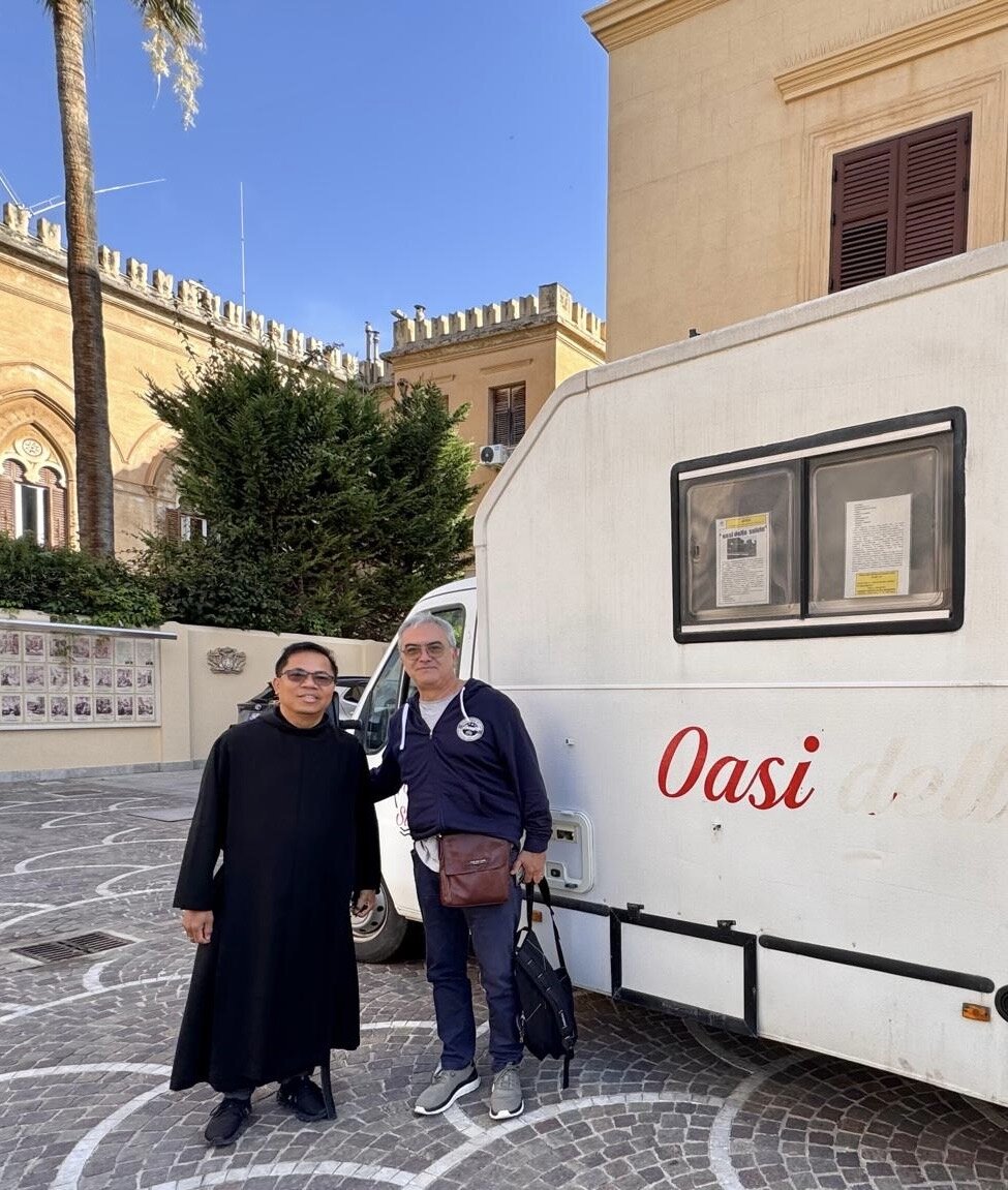 camper.jpeg camper.jpeg