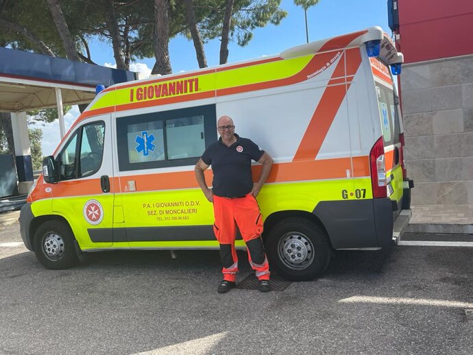 rientro sanitario da bari con unita mobile di rianimazione (2).jpeg