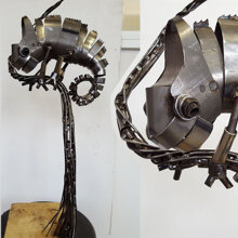 Camaleonte I Ferro e legno. H 60 cm VENDUTO