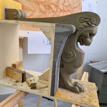 Bracciolo per il Trono di Vespasiano Scultura di Luigi Ottolino, Gigi Ottolino per la serie tv Those About To Die