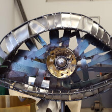 Big Eye Ferro e ottone. H 40, L 60 cm