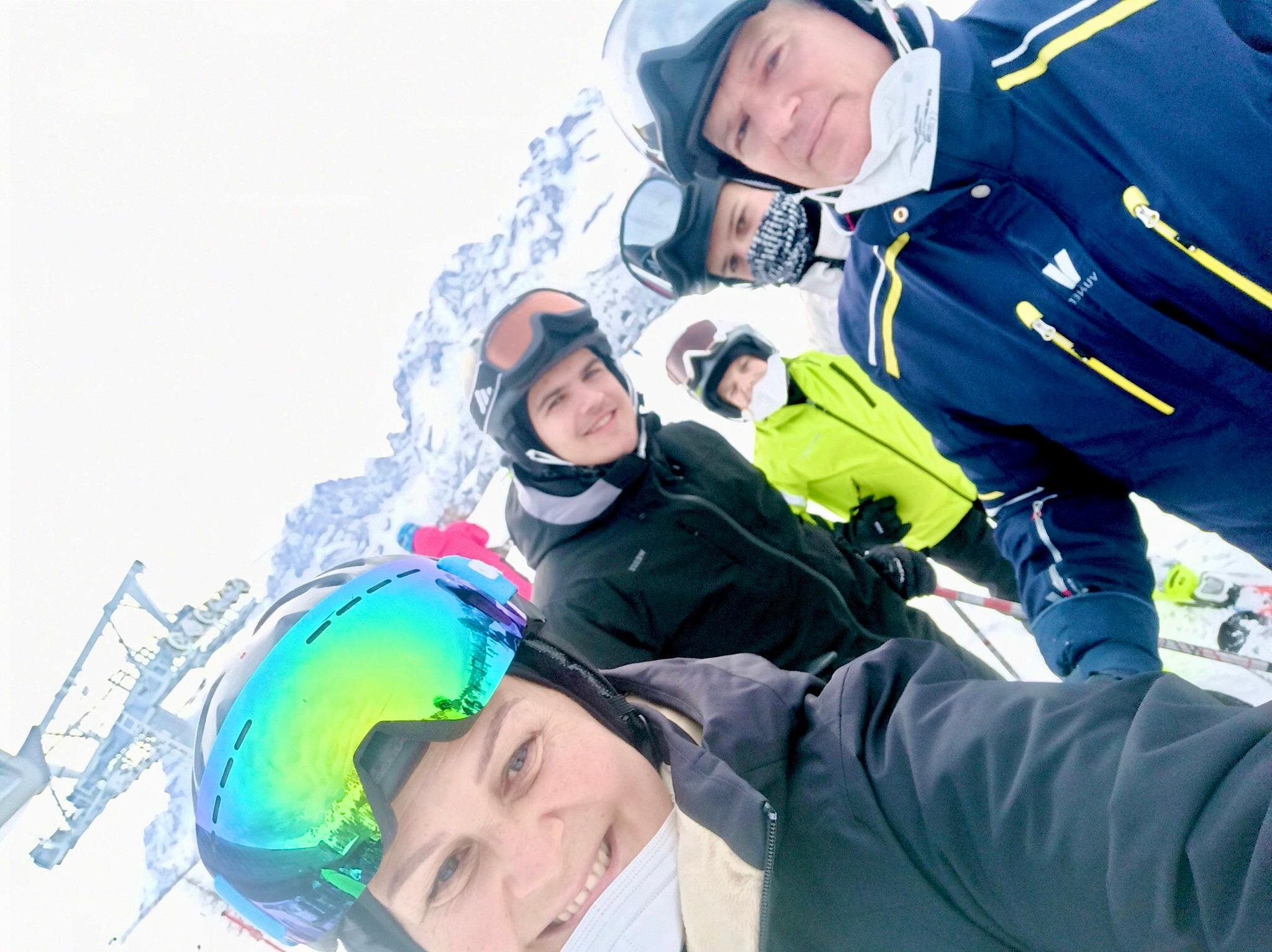 COME PASSARE DAL SENTIRTI DIRE: “MAMMA, LASCIAMI IN PACE!” a “MAMMA, SCIAMO INSIEME OGGI?” COME PASSARE DAL SENTIRTI DIRE: “MAMMA, LASCIAMI IN PACE!” a “MAMMA, SCIAMO INSIEME OGGI?”