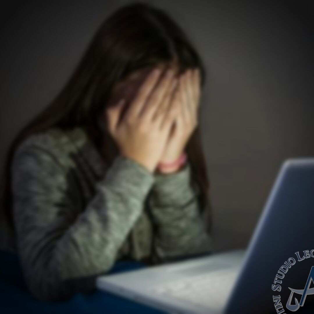 CYBERBULLISMO E DIDATTICA A DISTANZA: CHI RISPONDE DI CONDOTTE OFFENSIVE O DENIGRATORIE COMMESSE DURANTE LA DAD?