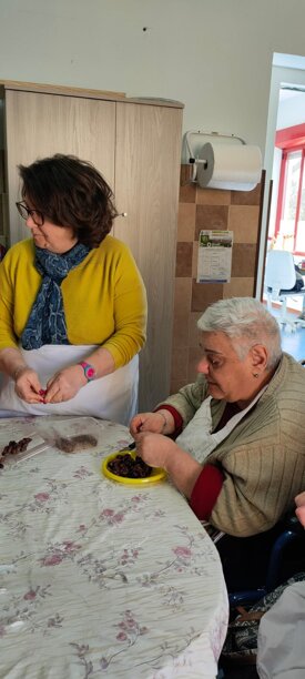 e5c4e4ab5f01c363f02d5a54e44e4994c5b0e0bd e5c4e4ab5f01c363f02d5a54e44e4994c5b0e0bd