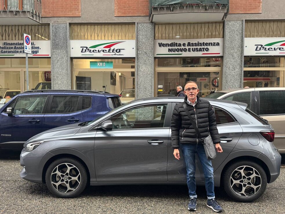 mg 3 usata 3.000 km cliente storico.jpeg